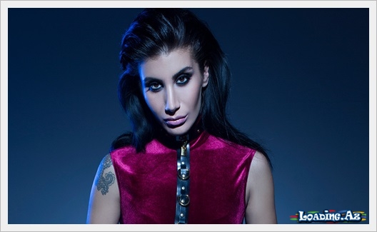 İrem Derici - Bensiz Yapamazsın - LoaDinG.Az