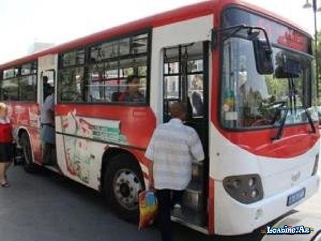 Bakıda avtobusda FACİƏ: 22 yaşlı qızın BELİ QIRILDI - LoaDinG.Az