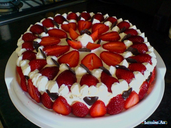 Meyvəli tort - LoaDinG.Az