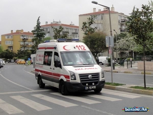 Avtobus aşdı - 26 nəfər... - LoaDinG.Az