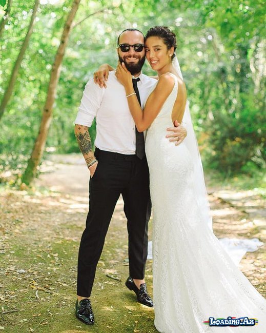 Məşhur müğənni ata oldu - LoaDinG.Az