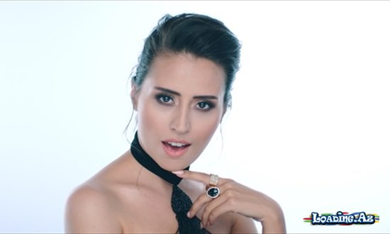 Hande Ünsal - İki Çift Laf - LoaDinG.Az