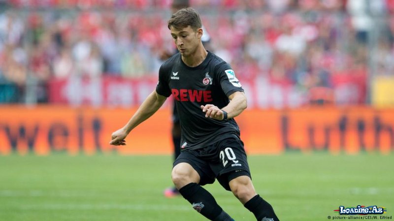 Türk futbolçu Almaniyanın ən yaxşısı seçildi - LoaDinG.Az