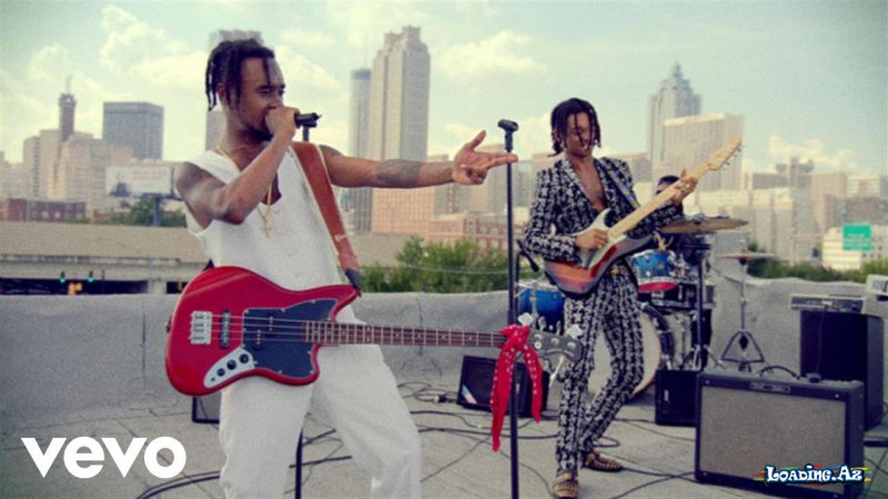 Rae Sremmurd - Black Beatles ft. Gucci Mane - LoaDinG.Az
