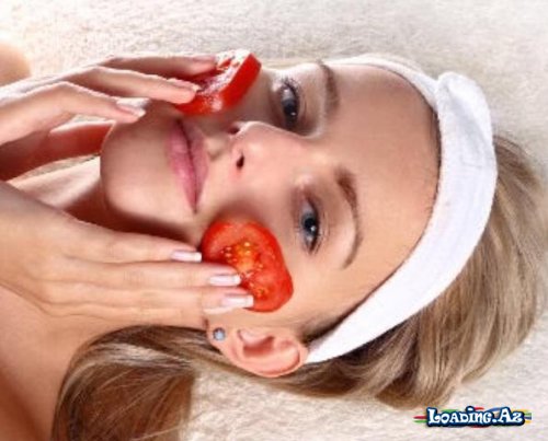 Dərini ağardır, nəmləndirir, təmizləyir – POMİDOR MASKASI