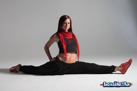 Bunla Evlənmək İstəyən 1000 Dəfə Düşünsün: Bruce Lee'nin Qadın Versiyası Chloe Bruce