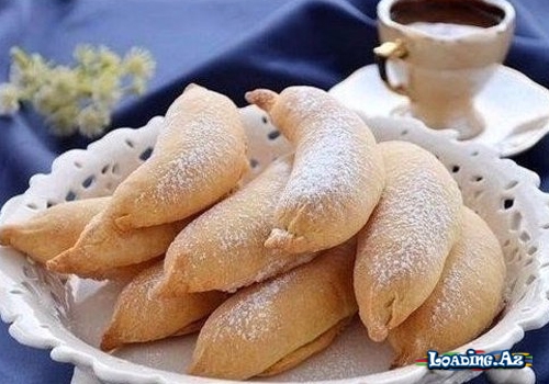 Şokolad kremli banan pirojnası - LoaDinG.Az