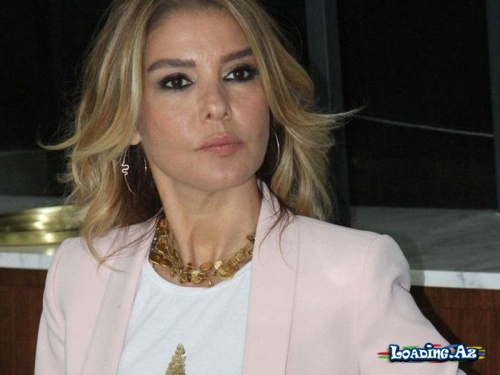Məşhur müğənni xəstəxanalıq oldu