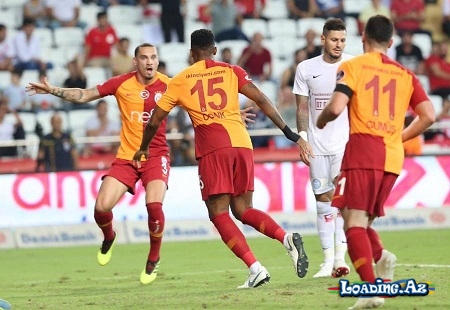 "Qalatasaray" vahid lider oldu - LoaDinG.Az