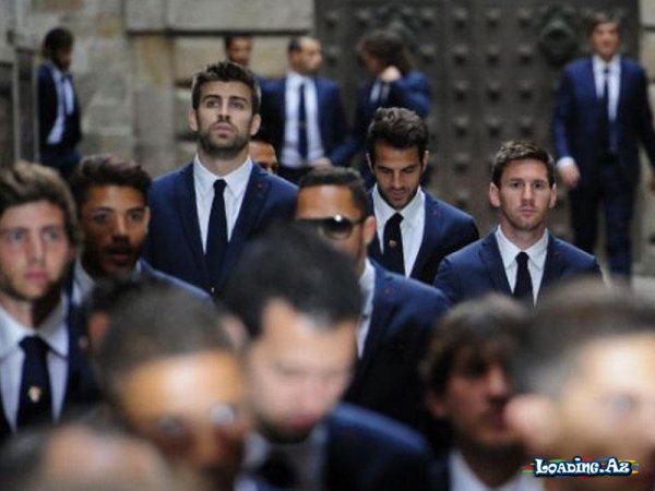 Fabreqas Pike və Messi ilə ortaq oldu - LoaDinG.Az