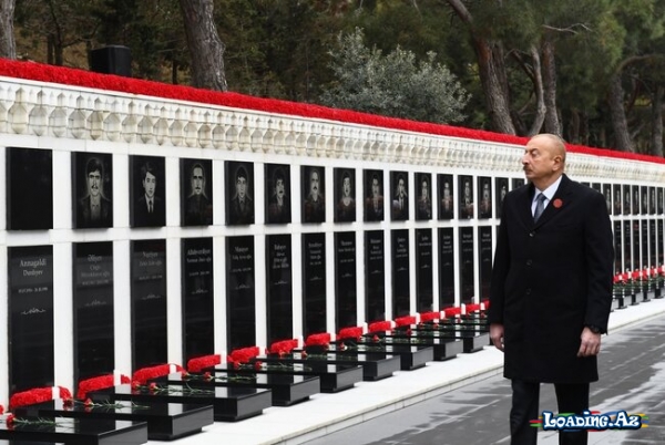 İlham Əliyev və xanımı Şəhidlər xiyabanında - Fotolar