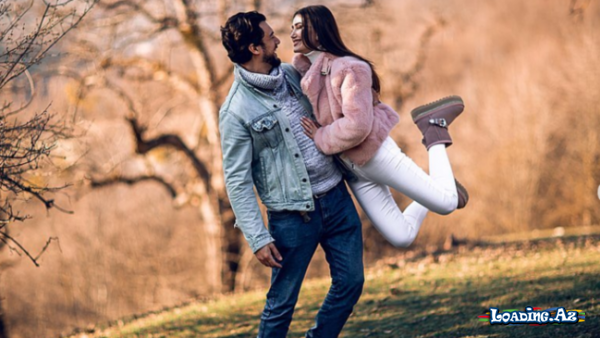 Rüstəm Cəbrayılov nişanlısı ilə romantik meşə gəzintisində - FOTO
