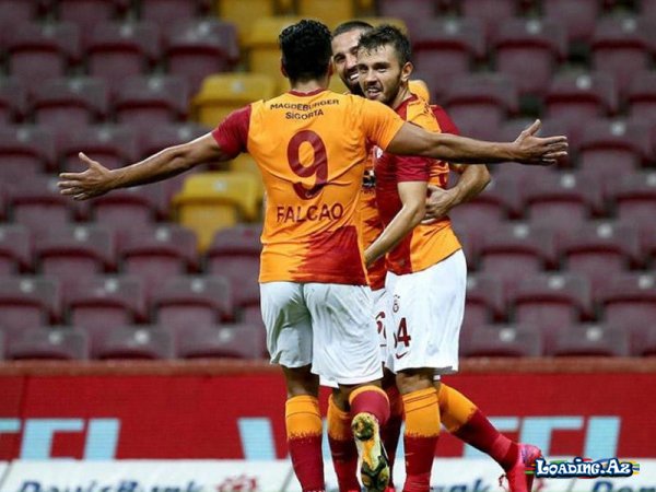 "Qalatasaray"dan qələbə - LoaDinG.Az