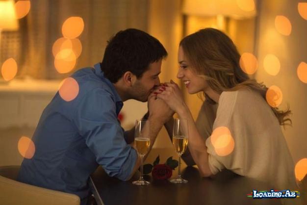 Kişi Bir Qadını Həqiqətən Sevirsə Göstərəcəyi 10 Davranış - LoaDinG.Az
