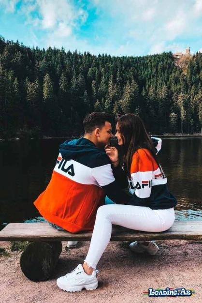 Xoşbəxt olmaq vecimə deyil, sən yanımda ol, yetər. - LoaDinG.Az
