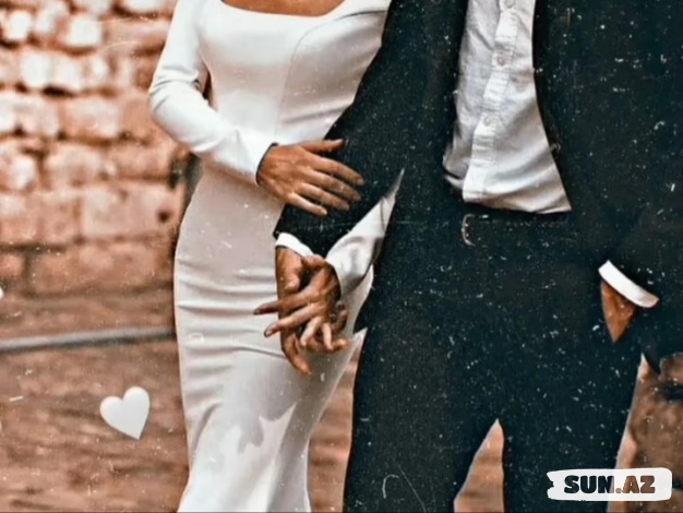 Sevmək Günah Olsaydı, Cəhənnəmi Gözə AlıbYenə də Sevərdim Səni😍Varlığı ilə həyatımı gözəlləşdirən,məni Xoşbəxt edənim Yaxşı ki varsan, yaxşı ki varımsan 🤍