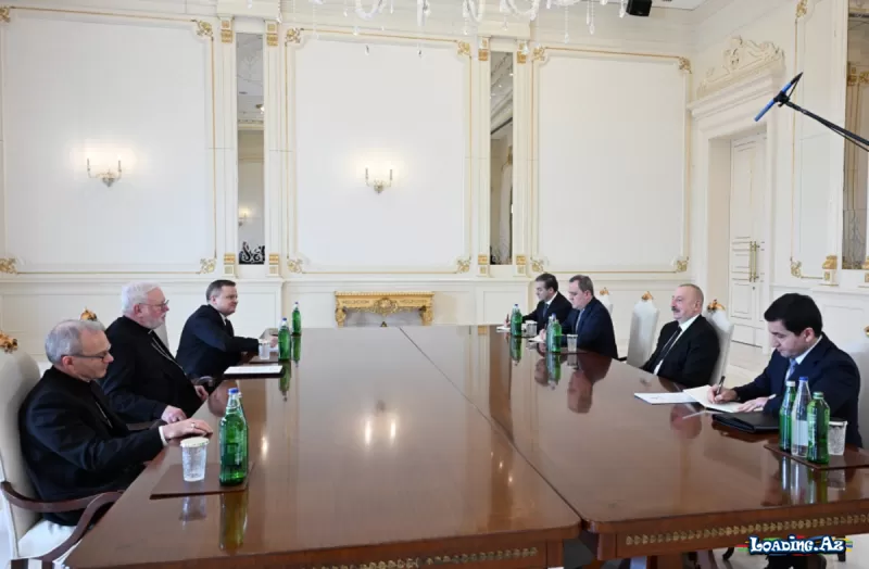 Prezident İlham Əliyev arxiyepiskop Paul Riçard Qallageri qəbul edib