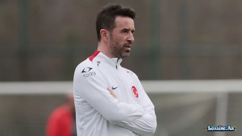 Gökhan Gönül Türkiyə millisindəki vəzifəsindən ayrıldı - LoaDinG.Az
