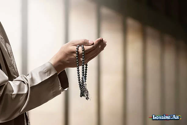 Namaz zamanı çox sayda (onlarla, yüzlərlə) təkrar olunmalı zikrlərin sayını hesablamaq üçün nə etmək lazımdır? - LoaDinG.Az