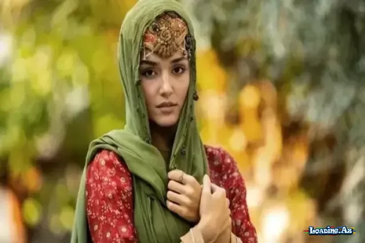 Hande Erçel Osmanlı sultanı  obrazı ilə hamını heyran etdi - LoaDinG.Az