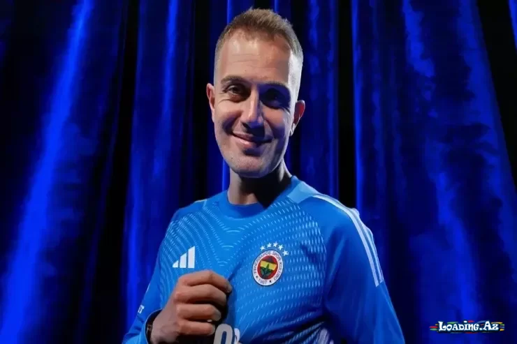 "Beşiktaş"ın keçmiş qapıçısı "Fənərbağça"da - LoaDinG.Az