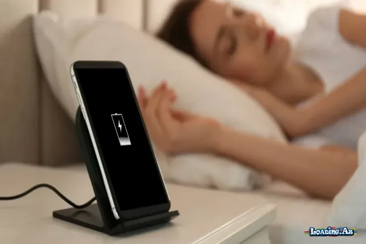 Smartfonlarda batareyanı boşaldan ən populyar 5 TƏTBİQ - LoaDinG.Az