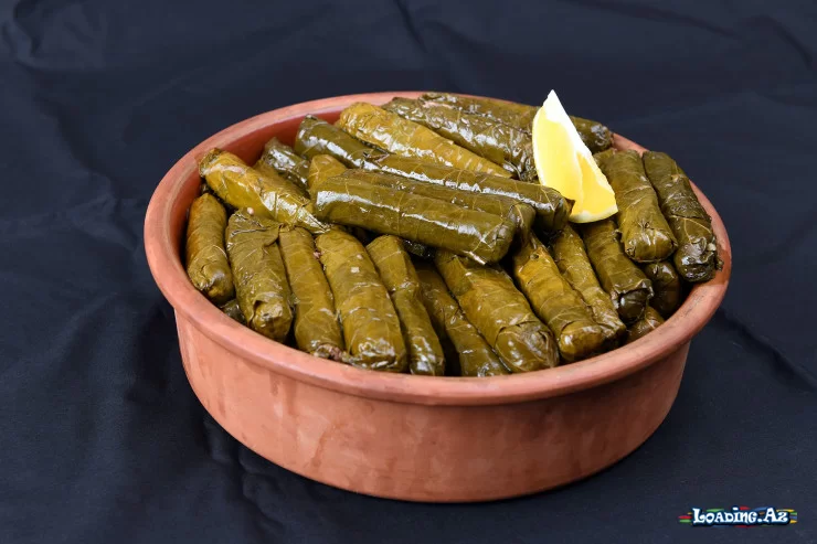 Hamı sizdən bu resepti soruşacaq - Yarpaq dolmasının GİZLİ SİRRİ - LoaDinG.Az