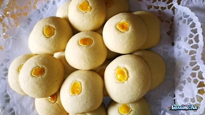 Bayram süfrəsinin tez hazırlanan şirniyyatı: Usta öz sirlərini açır - LoaDinG.Az