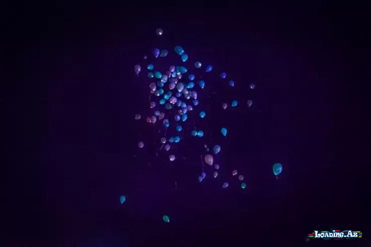 Günəş həmişə işıq saçır, bəs kosmos niyə qaranlıqdır? - LoaDinG.Az