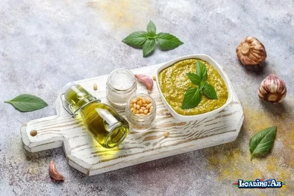 Hər yeməyə uyğun ideal sous – məşhur pesto resepti - LoaDinG.Az