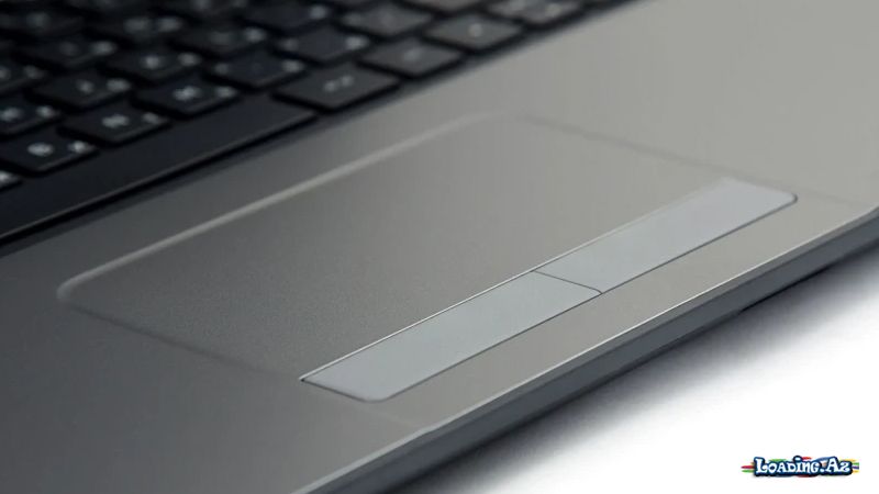 Bəzi kompüterlərdə touchpad niyə mərkəzdə yerləşmir? - LoaDinG.Az