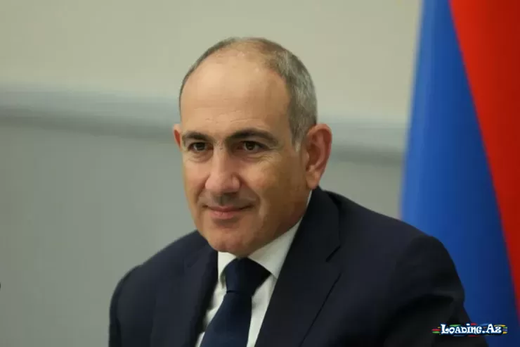 Paşinyan Azərbaycan və Ermənistan xalqlarını 8 avqust münasibətilə təbrik etdi - LoaDinG.Az