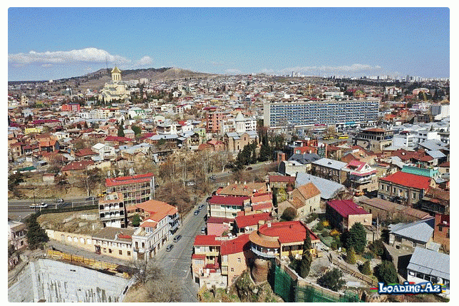 Rusiyalı turistlərə qarşı rəftar iddiaları Gürcüstanda cinayət işi ilə nəticələndi - LoaDinG.Az