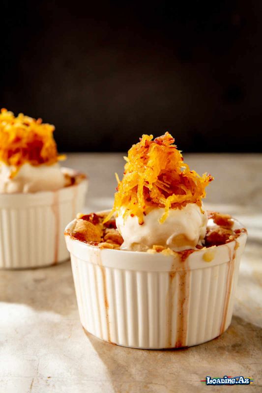 Şaftalı Crumble - LoaDinG.Az