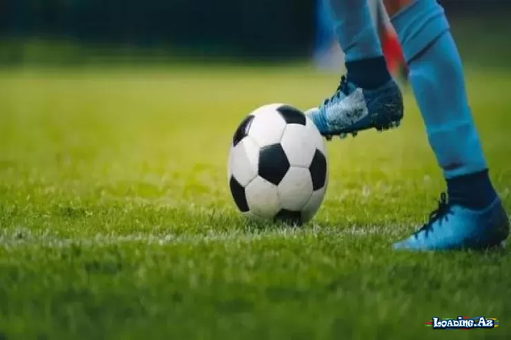 Futbol tarixinin ən bahalı 10 transferi - LoaDinG.Az